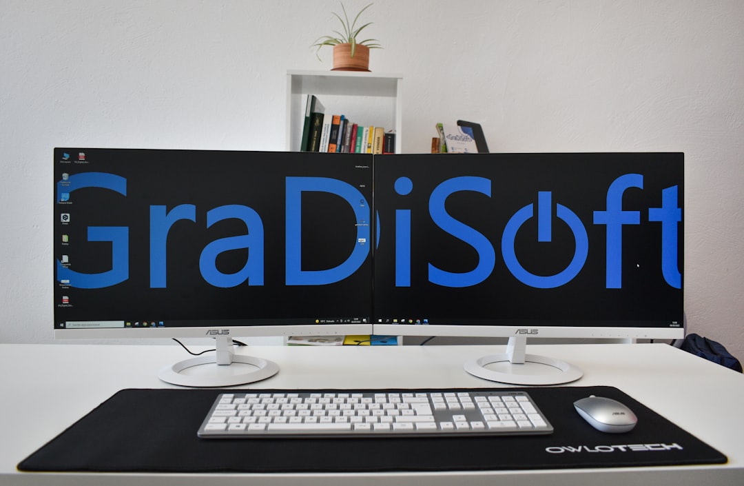 services-03 a-computer-monitor-and-keyboard-qqbsino9lfa